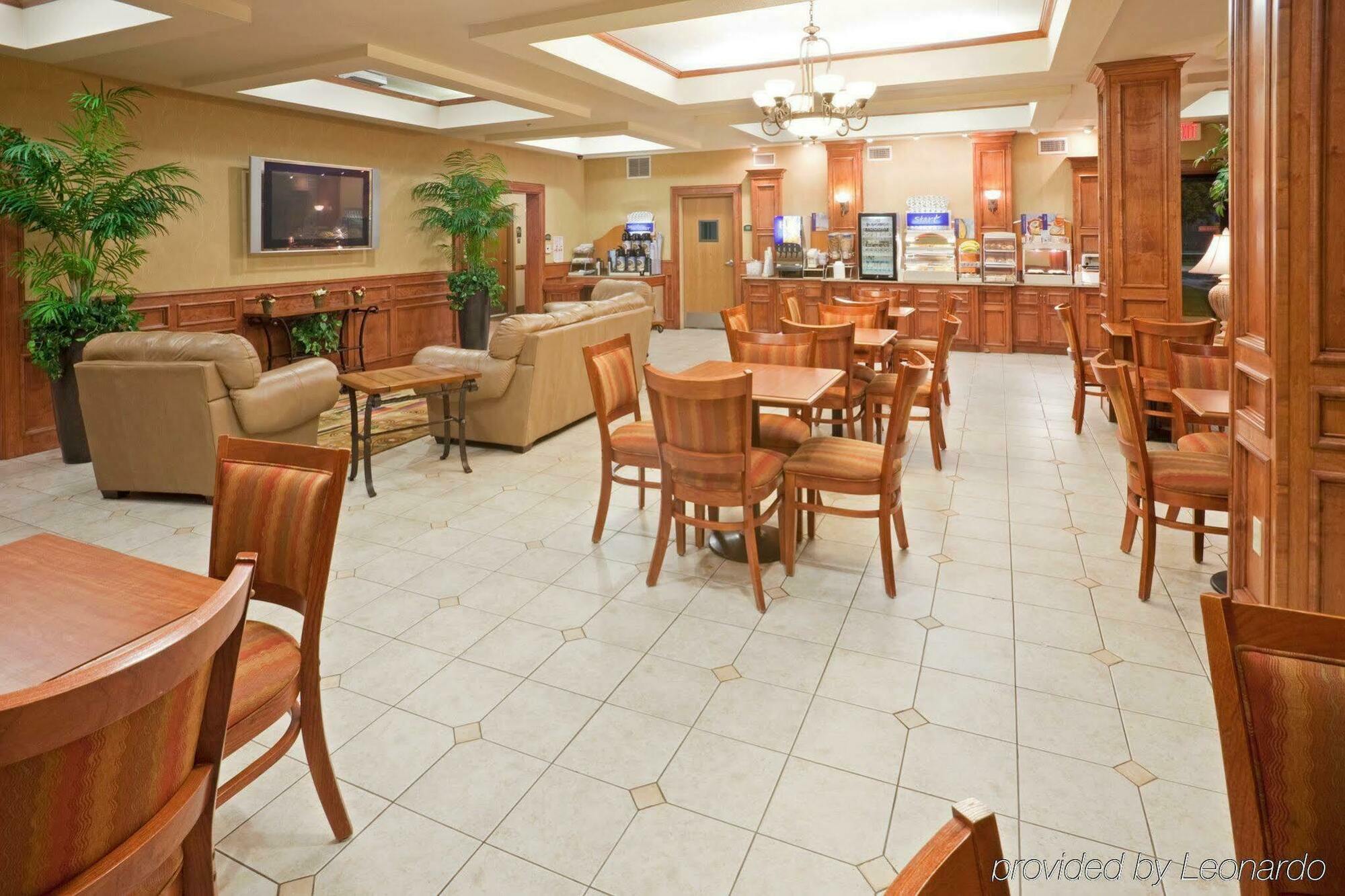 Holiday Inn Express & Suites - Pharr By Ihg Exterior foto
