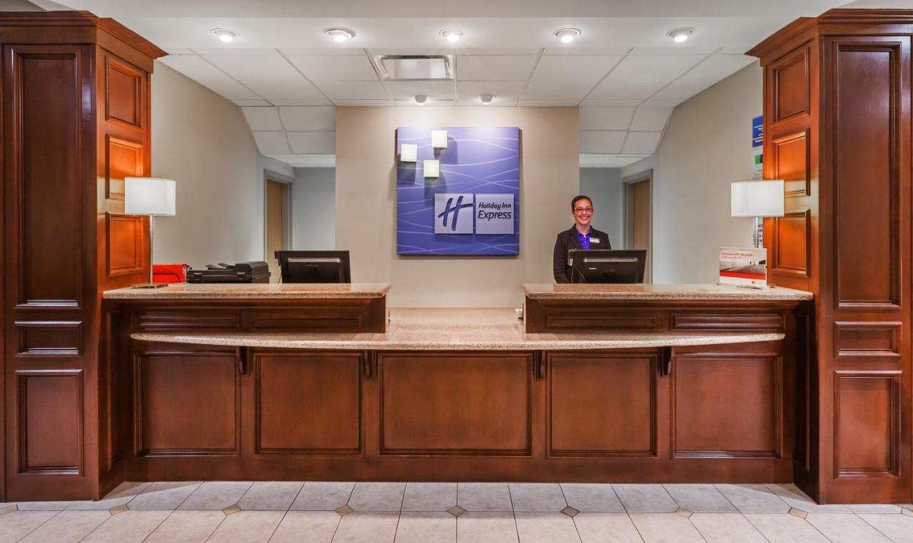 Holiday Inn Express & Suites - Pharr By Ihg Exterior foto